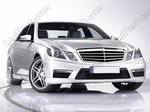 Auto Mercedes E-Klasse (W212) (2009 - 2016)